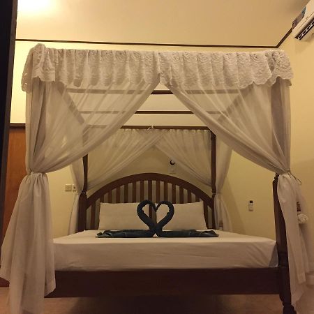 Warung Pantai Bungalows 艾湄湾 外观 照片
