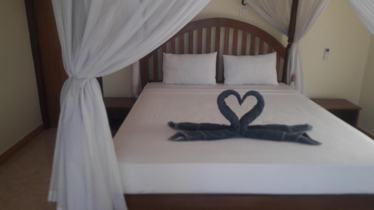 Warung Pantai Bungalows 艾湄湾 外观 照片
