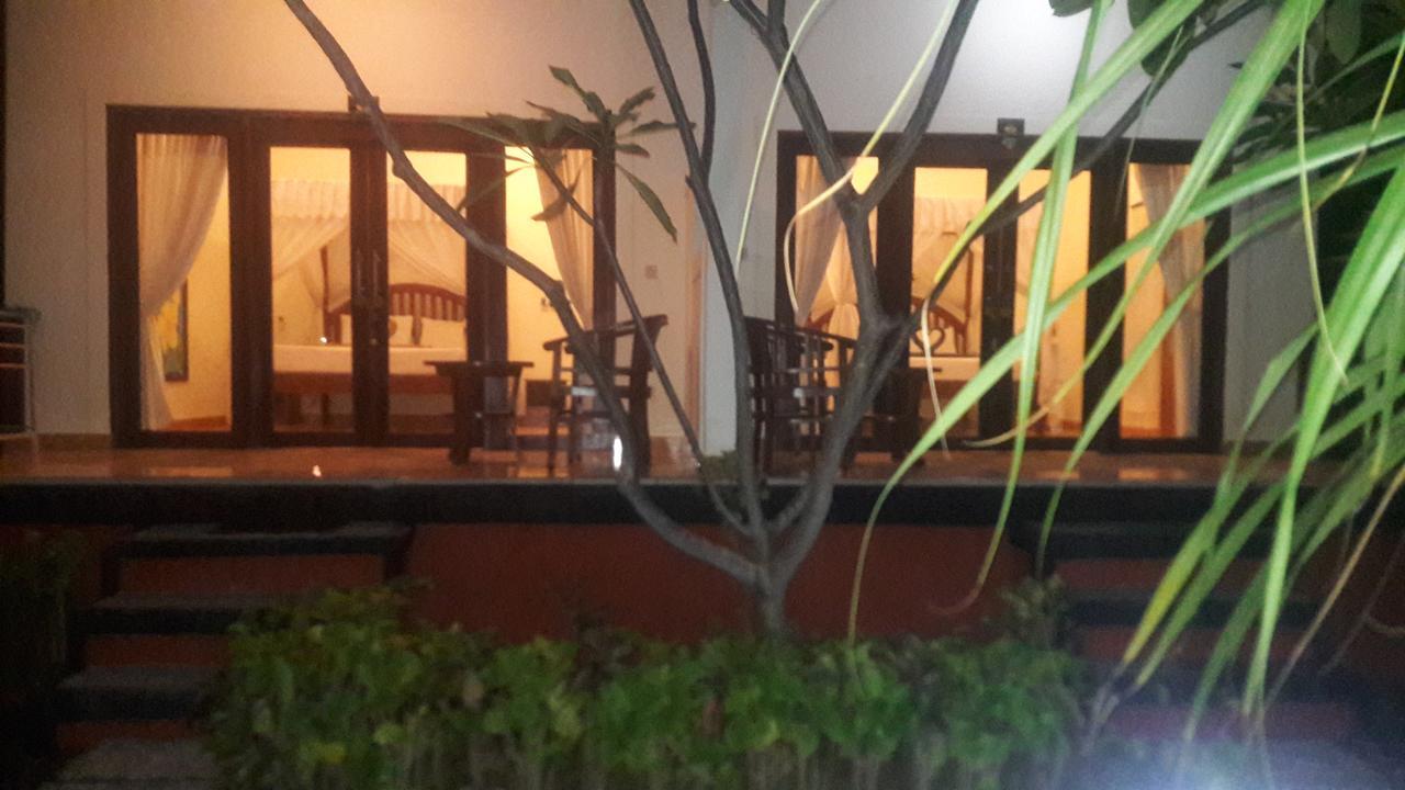 Warung Pantai Bungalows 艾湄湾 外观 照片